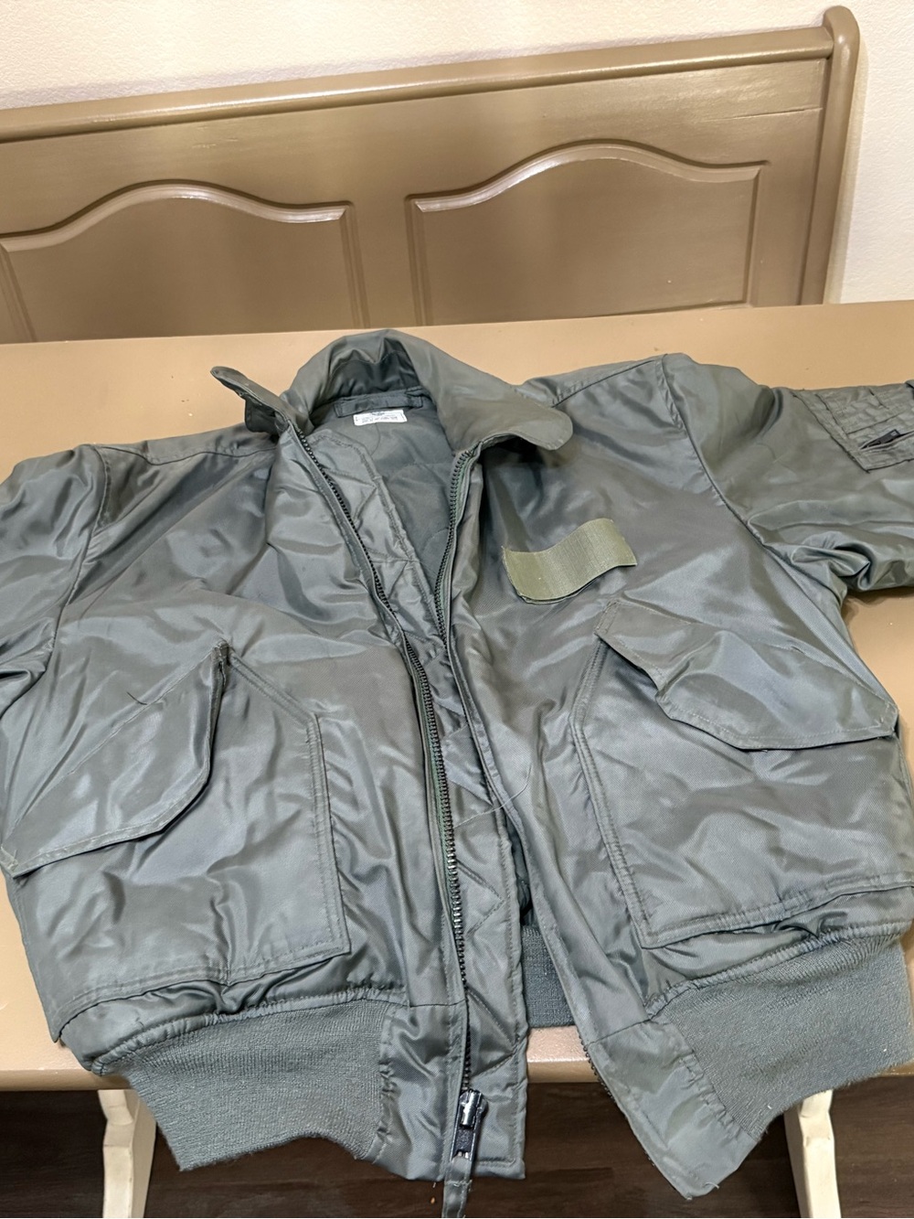 Men's Military-Style Flight Jacket in Olive Green